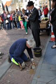 Stolpersteenlegging vrijdag 3 mei 2013. Foto’s Willy Gelinck.