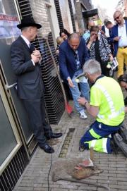 Stolpersteenlegging vrijdag 3 mei 2013. Foto’s Willy Gelinck.